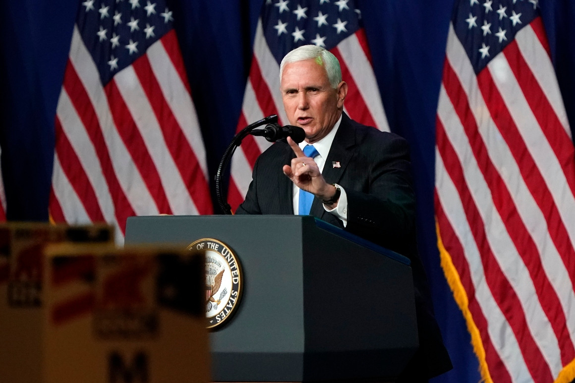 因抗议活动升级 美威斯康星州一大学取消彭斯演