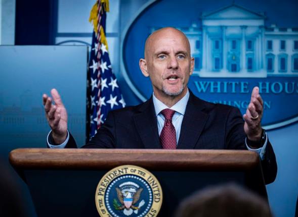 美国食药局解雇白宫钦定的发言人：上任仅11天，