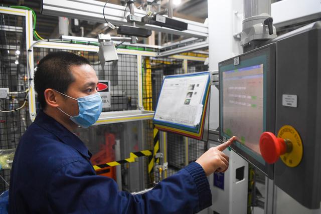 海外网评：从“系统性深层次变革”中读懂“双