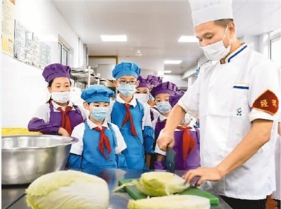 特殊的“开学第一课”