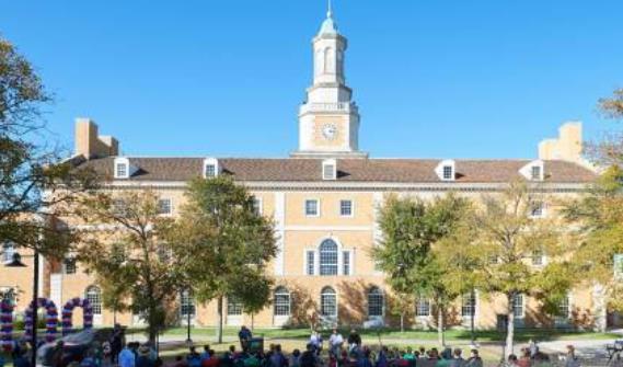 美大学驱逐中国留学生:校方称有执法部门