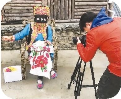 “小康路上”新媒体采访团走进四川