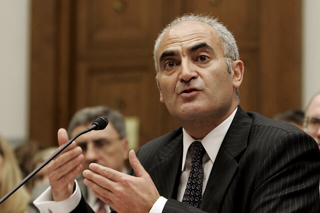 撂狠话!美国疫苗首席顾问:有政治干涉 我立马辞