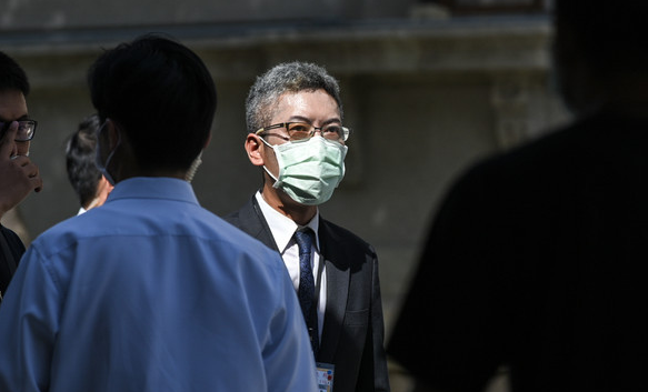 蔡办发言人因丑闻请辞：逼女子堕胎，发生办公