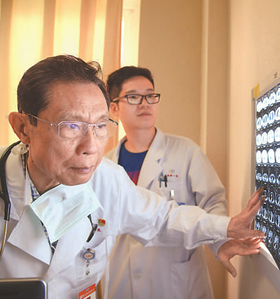 “共和国勋章”获得者钟南山——大医精诚写大