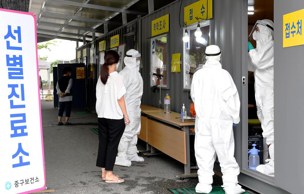 韩国将主导制定“免下车”筛查诊所国际标准