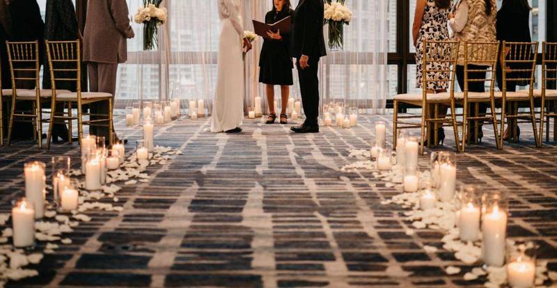 “你们是兄妹！”老大爷激动拦下婚礼 全场都傻