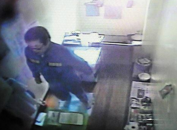 素媛案罪犯首次开口：我出狱后没法搬家 就回老