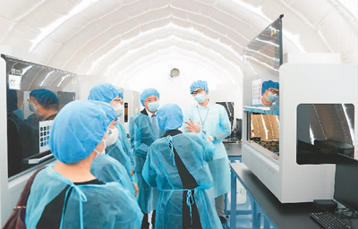 “逆行者，香港市民不会忘记”