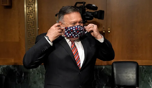 蓬佩奥妻子要求国务院高官接私活 对方称