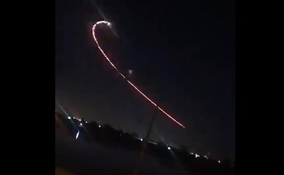 美驻伊拉克巴格达使馆附近遭数枚火箭弹袭击 防