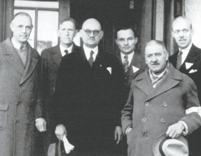 并肩战斗 命运与共