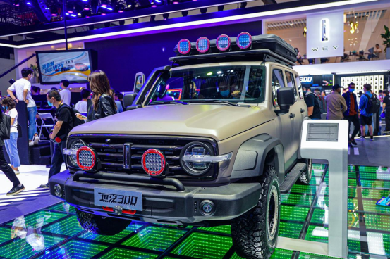 1601100645950963.png 【新闻通稿】撸猫遛狗开坦克 长城汽车燃爆2020北京车展1919.png