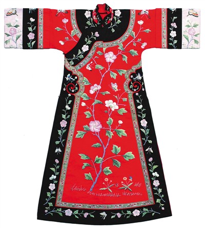 中国丝绸勾勒丝路画卷