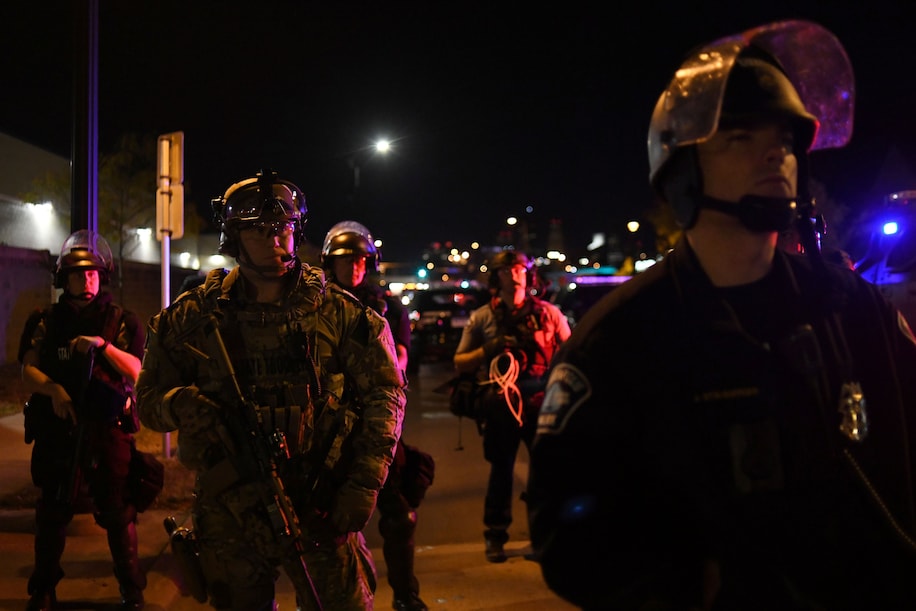 美国法官：弗洛伊德案主犯保释后有安全风险 可