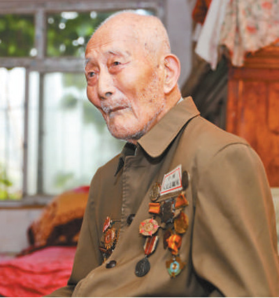 闪光的军功章在无声述说(纪念中国人民志愿军抗