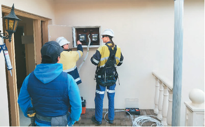 海外华商迎难而上拓新路