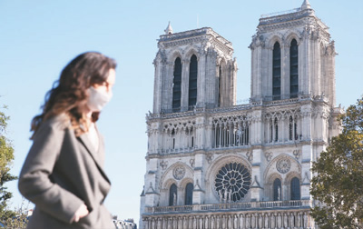 法国侨胞开启别样“封城”生活