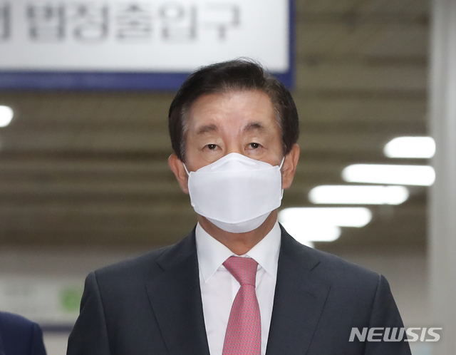 韩国前议员女儿违规入职大企业 其父被判刑1年