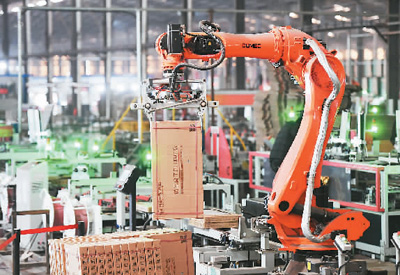 给经济恢复再加把劲（锐财经）