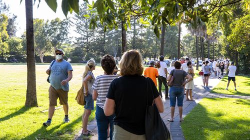 悉尼海滩发生集群感染:28人确诊 毒株或来自美国