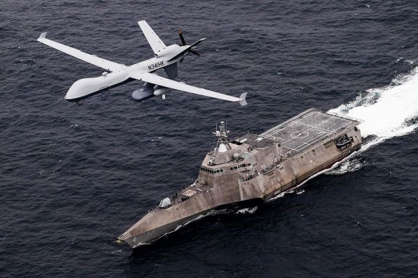 美媒:美海军大演习侧重海空无人装备