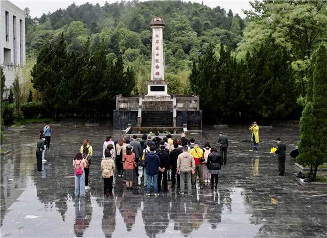 广西灌阳探访湘江战役新圩阻击战酒海井红军纪念园