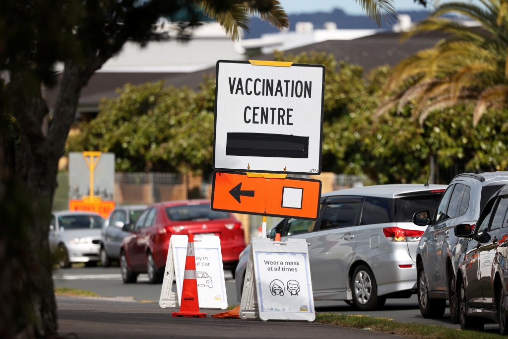 确诊病例继续攀升 新西兰奥克兰将延长防疫措施两周