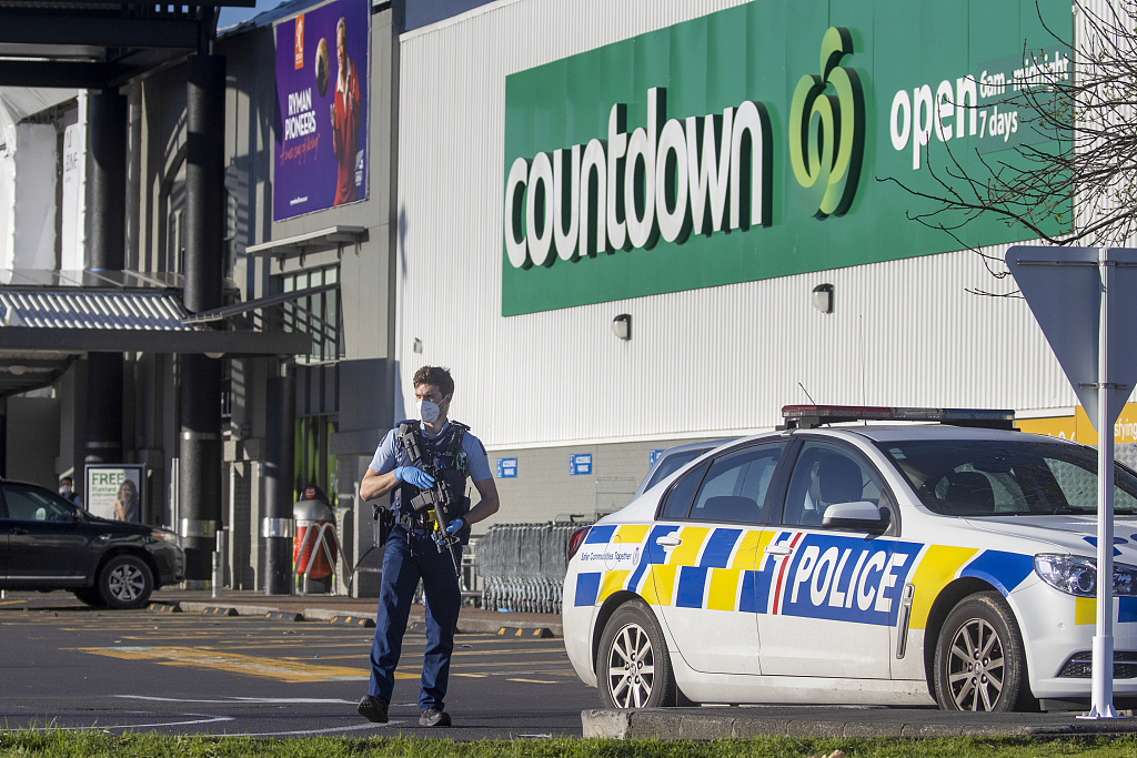 新西兰超市恐袭案致7人伤 总理宣布制定更严反恐法