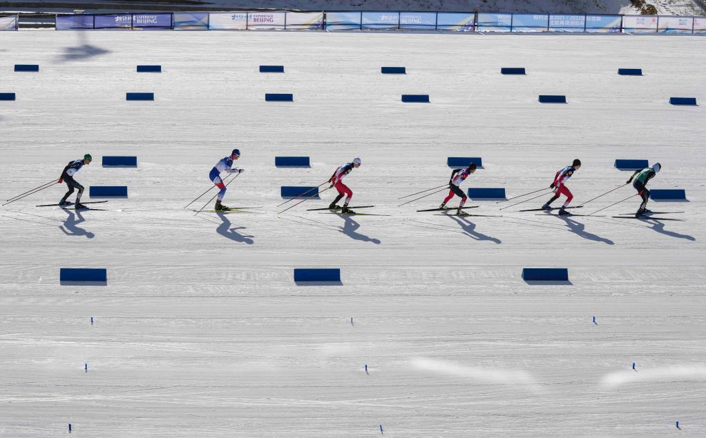 北欧两项洲际杯个人大跳台10公里越野滑雪比赛赛况