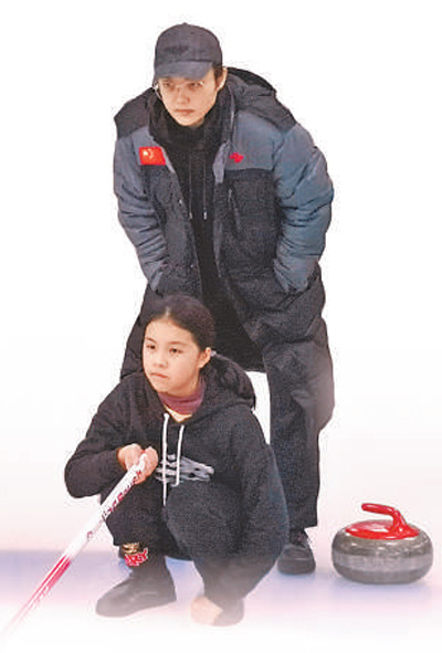 黄浦江畔 走来冬奥裁判（冬奥之约·冰雪运动热