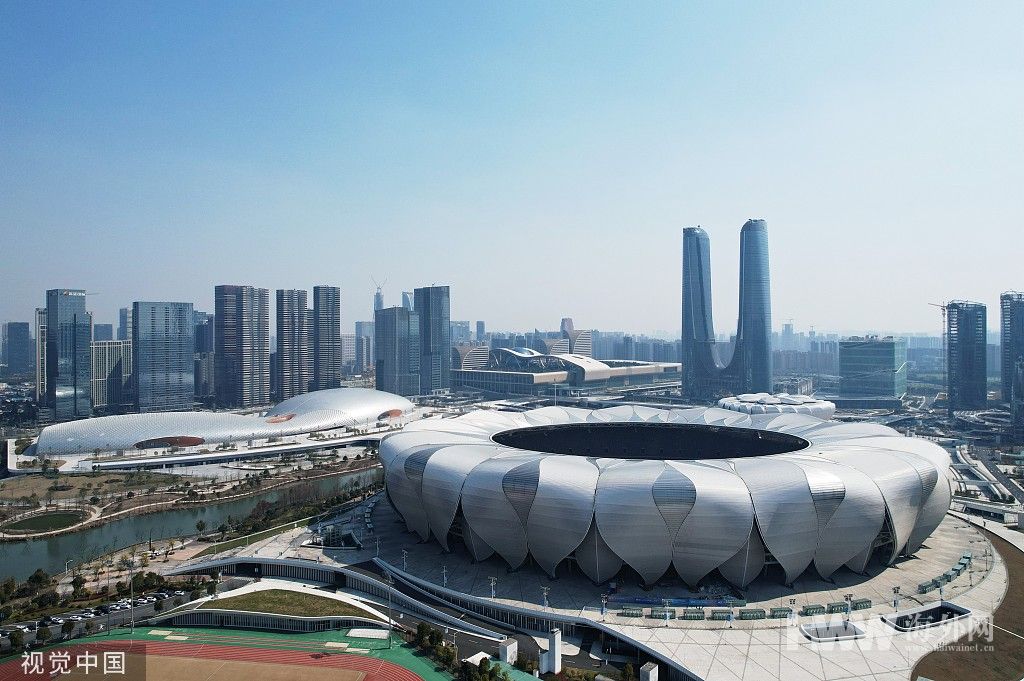 杭州亚运会迎来倒计时200天奥体中心主体育馆宛若莲花碗