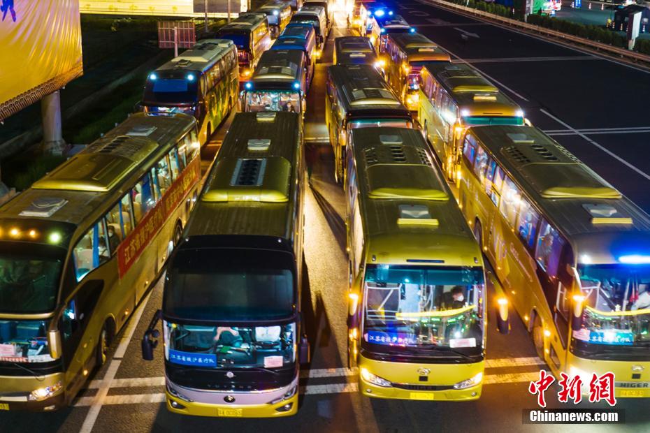 江苏省援沪医疗队采样队员再赴上海