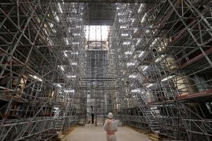 法国总统：巴黎圣母院有望于2024年重新开放