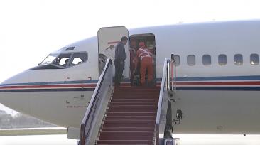 英雄归来！神舟十三号航天员乘组平安抵京