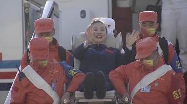 英雄归来！神舟十三号航天员乘组平安抵京