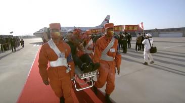 英雄归来！神舟十三号航天员乘组平安抵京