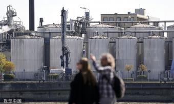 德媒：德国经济衰退风险明显提高