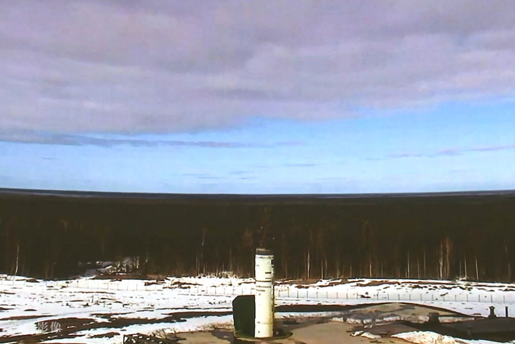 俄罗斯成功进行"萨尔玛特"洲际弹道导弹试射