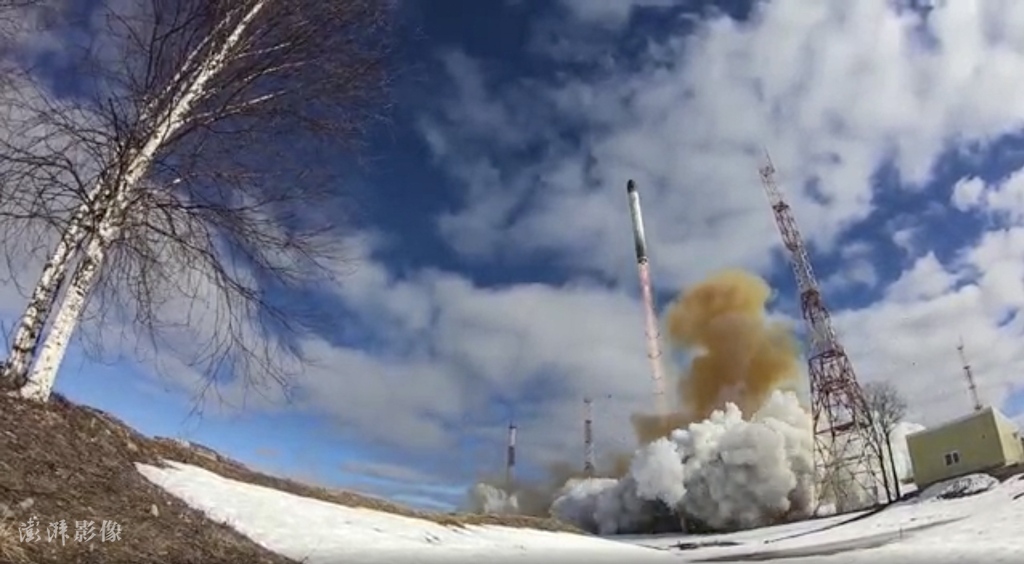 俄罗斯成功进行"萨尔玛特"洲际弹道导弹试射