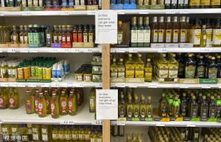 英国遭遇食用油危机 实行限购政策