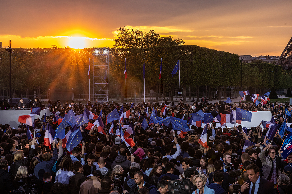 马克龙赢得法国总统选举 发表胜选演讲