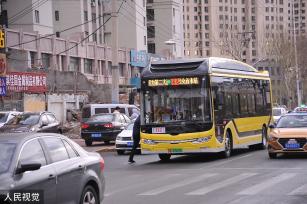 哈尔滨市调整六城区社会静态化管理 公交恢复正常运营