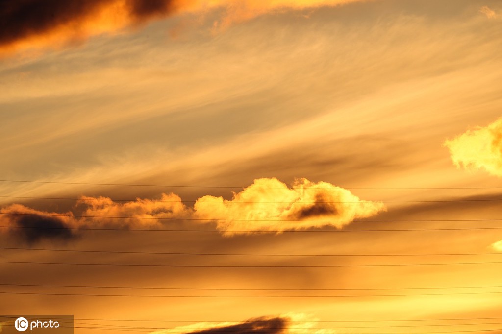 美国纽约日出 空中现壮丽云朵景观