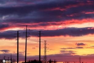 美国纽约日出 空中现壮丽云朵景观