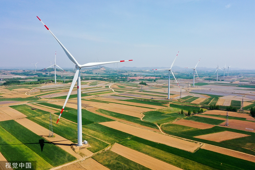 青岛：田野风车悠悠 阡陌纵横