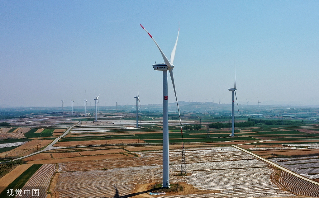 青岛：田野风车悠悠 阡陌纵横