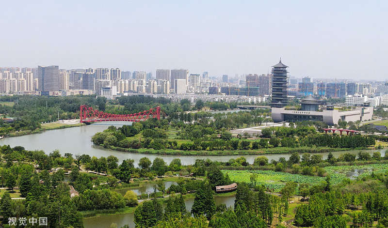 江苏扬州：运河三湾景区景色宜人