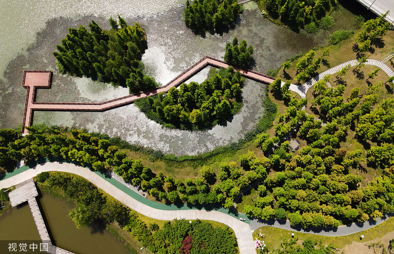 江苏扬州：运河三湾景区景色宜人