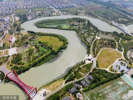 江苏扬州：运河三湾景区景色宜人